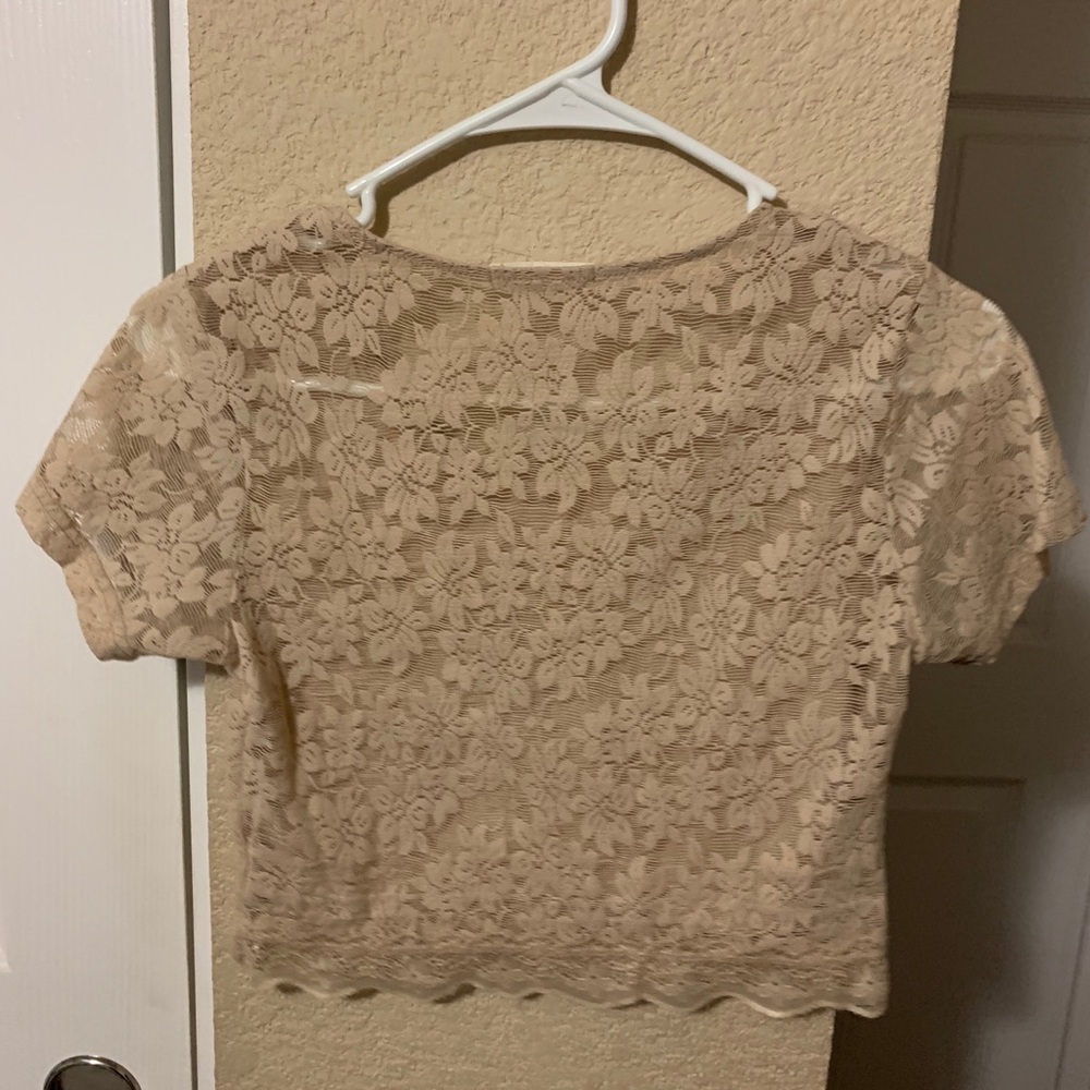Lace nude croptop